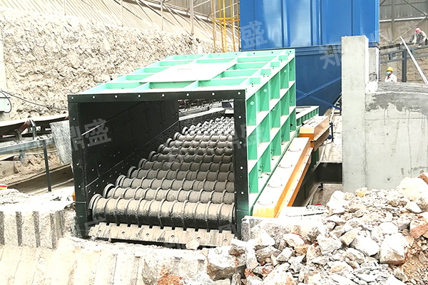 BDG波動輥式給料機(jī)11