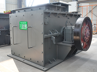 環(huán)錘式破碎機(jī)