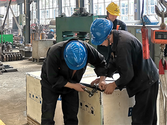 生產(chǎn)一線丨鄭州鼎盛干勁足，紅紅火火忙生產(chǎn)!