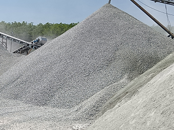 這款移動(dòng)破碎機(jī)得到國外客戶高度認(rèn)可