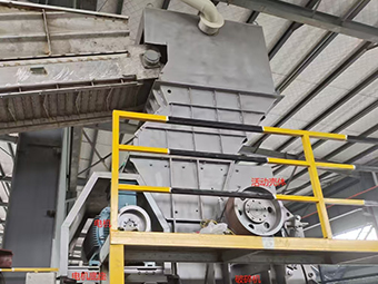 DP鉛酸蓄電池破碎機(jī)